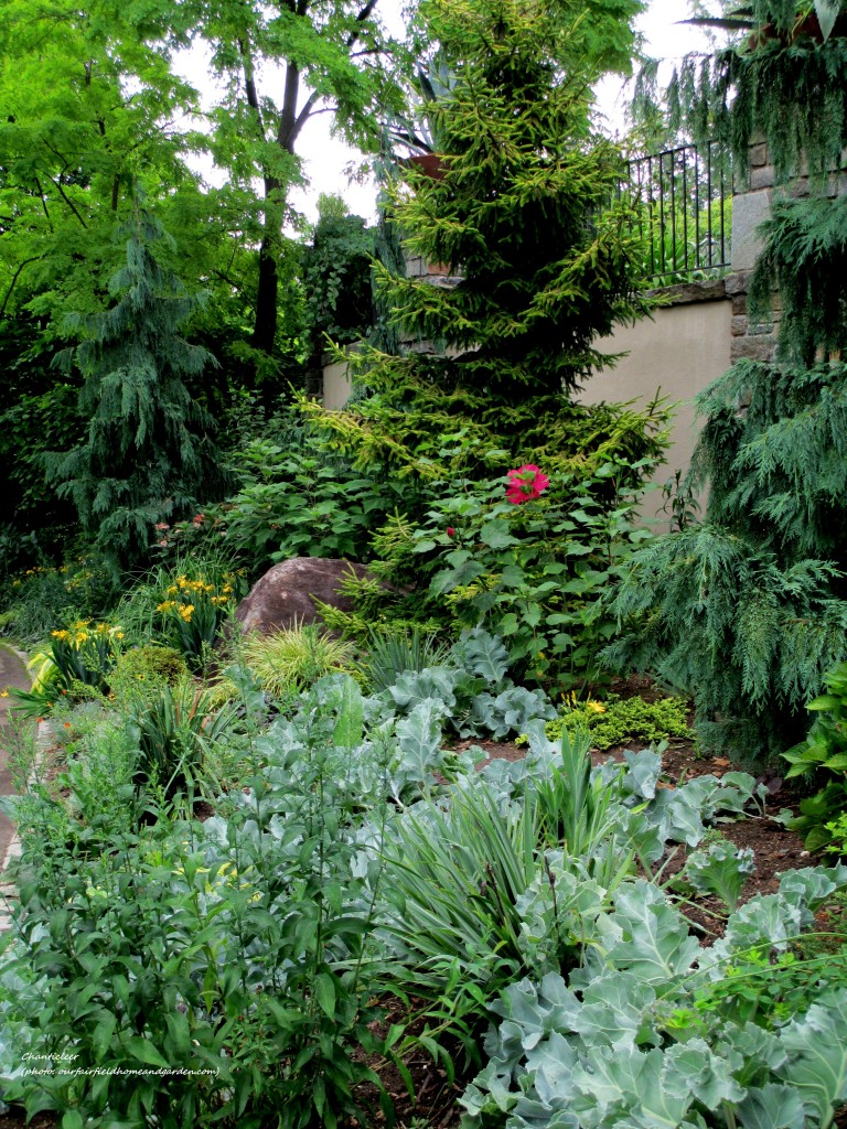 https://ourfairfieldhomeandgarden.com/inspiring-gardens/chanticleer/