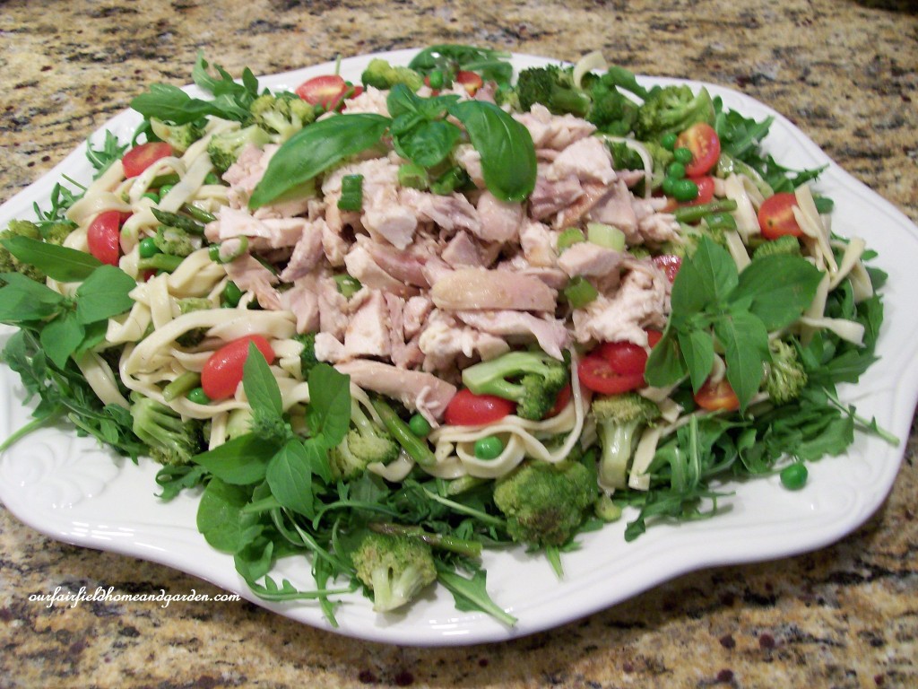 Pasta Primavera https://ourfairfieldhomeandgarden.com/elegant-but-simple-company-dinner/