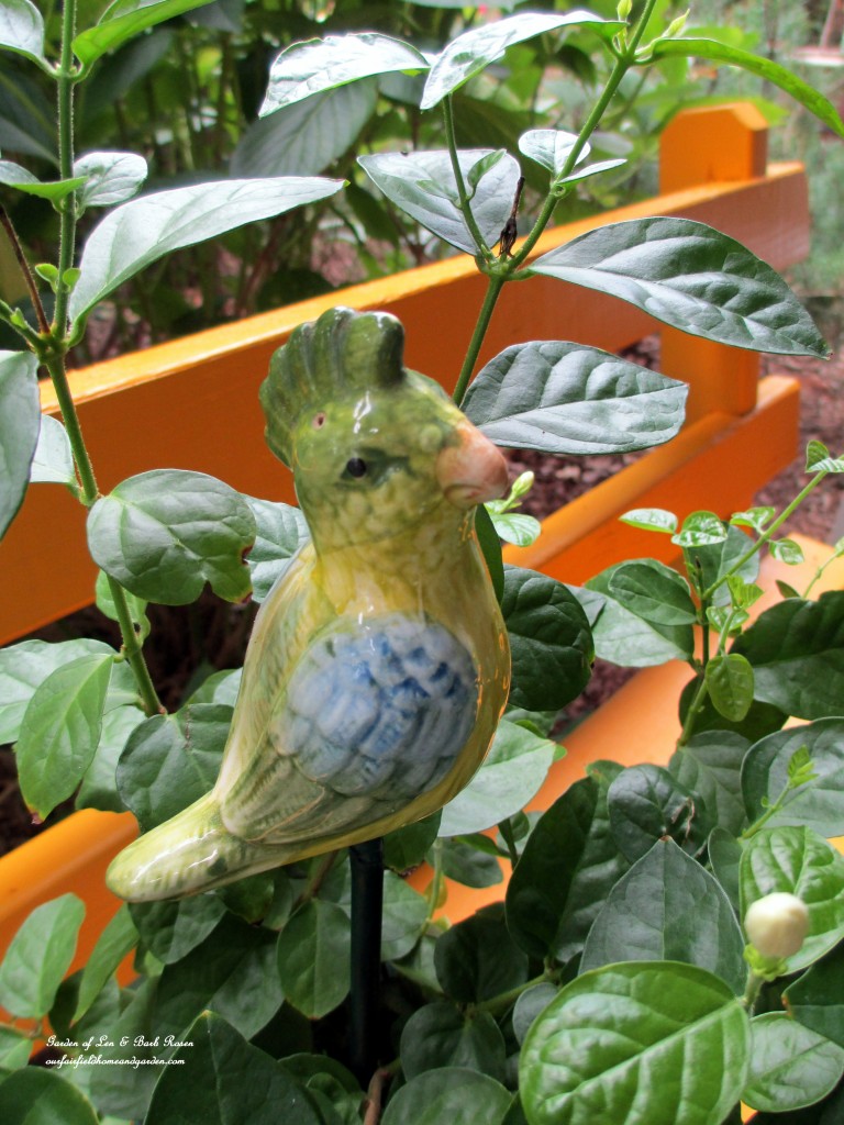 plant pokes https://ourfairfieldhomeandgarden.com/diy-project-plant-pokes-from-vintage-salt-pepper-shakers/