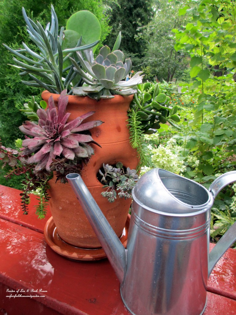 succulent strawberry pot https://ourfairfieldhomeandgarden.com/diy-project-succulent-planter-pot/