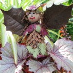 make garden fairies https://ourfairfieldhomeandgarden.com/diy-project-making-fairies-from-natural-materials/
