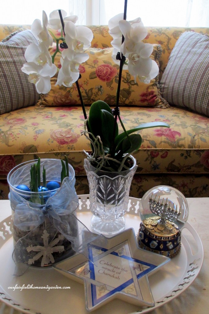 Chanukah decorating https://ourfairfieldhomeandgarden.com/its-beginning-to-look-a-lot-like-chanukah/