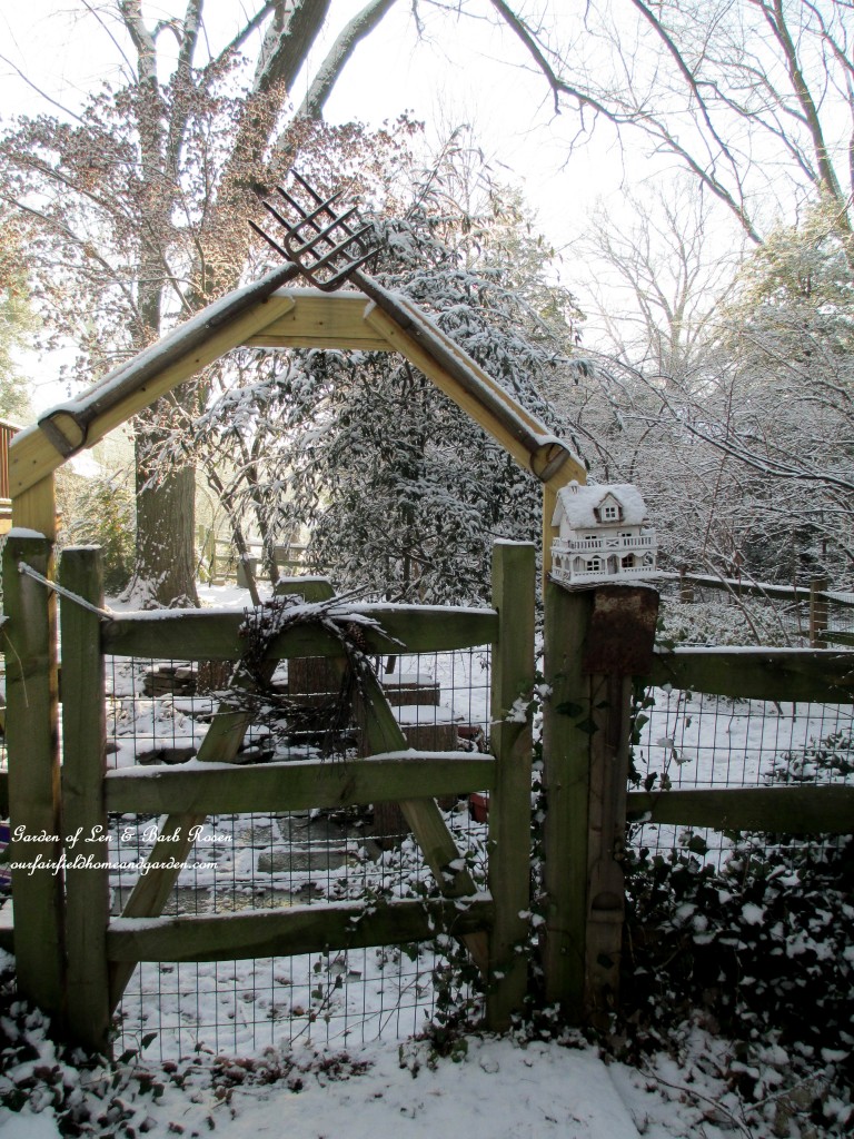 tool arbor gate https://ourfairfieldhomeandgarden.com/january-winter-garden/