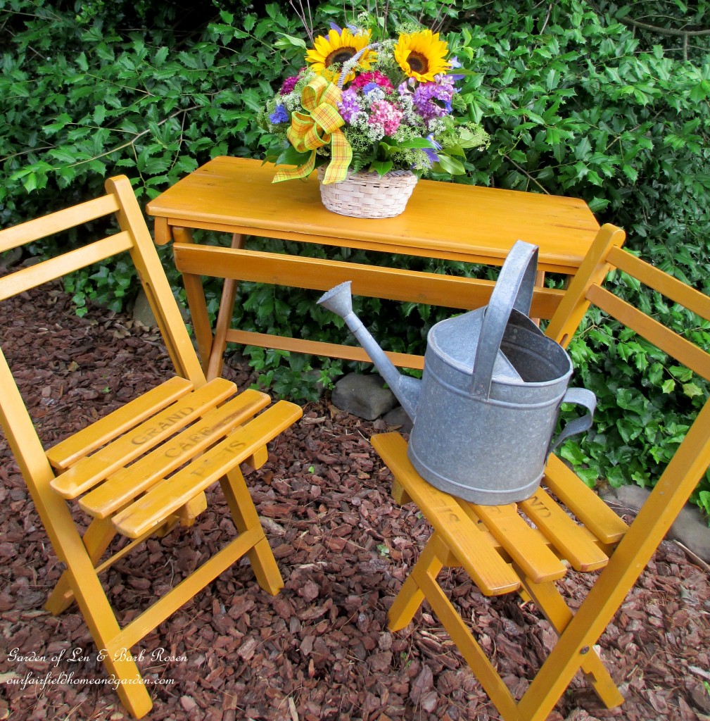 ready for an alfresco meal https://ourfairfieldhomeandgarden.com/diy-project-country-flower-basket/