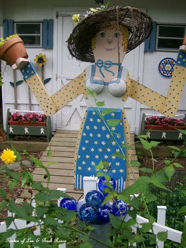 My Garden Lady https://ourfairfieldhomeandgarden.com/garden-walk-july-1st/