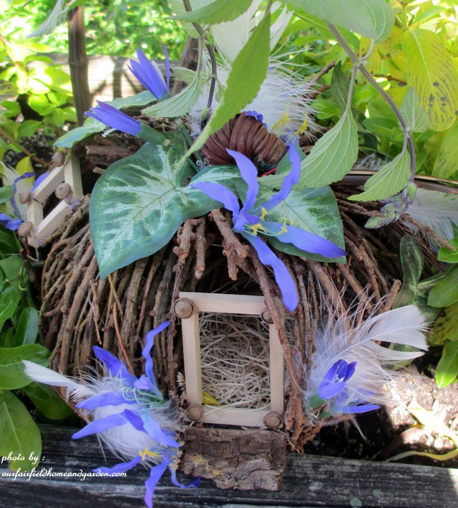 See lots more fairy gardening here!