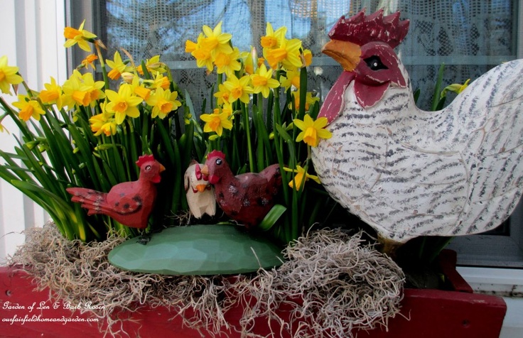 Spring Window Box https://ourfairfieldhomeandgarden.com/spring-fever/
