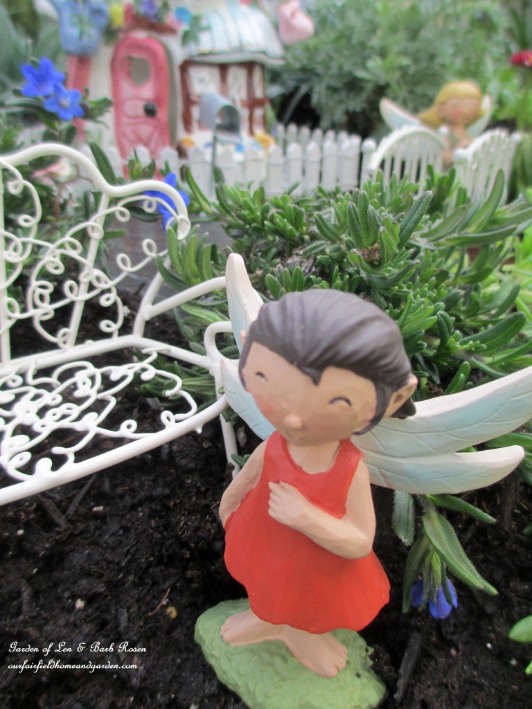 Fire Pit fairy garden https://ourfairfieldhomeandgarden.com/a-fire-pit-fairy-garden-choose-your-favorite/