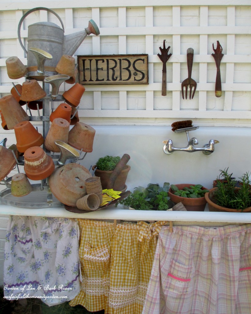 potting bench https://ourfairfieldhomeandgarden.com/its-about-blooming-time-spring-potting-time/