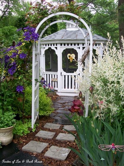 Arbor Garden Entrance https://ourfairfieldhomeandgarden.com/5-years-before-after-in-our-fairfield-garden/