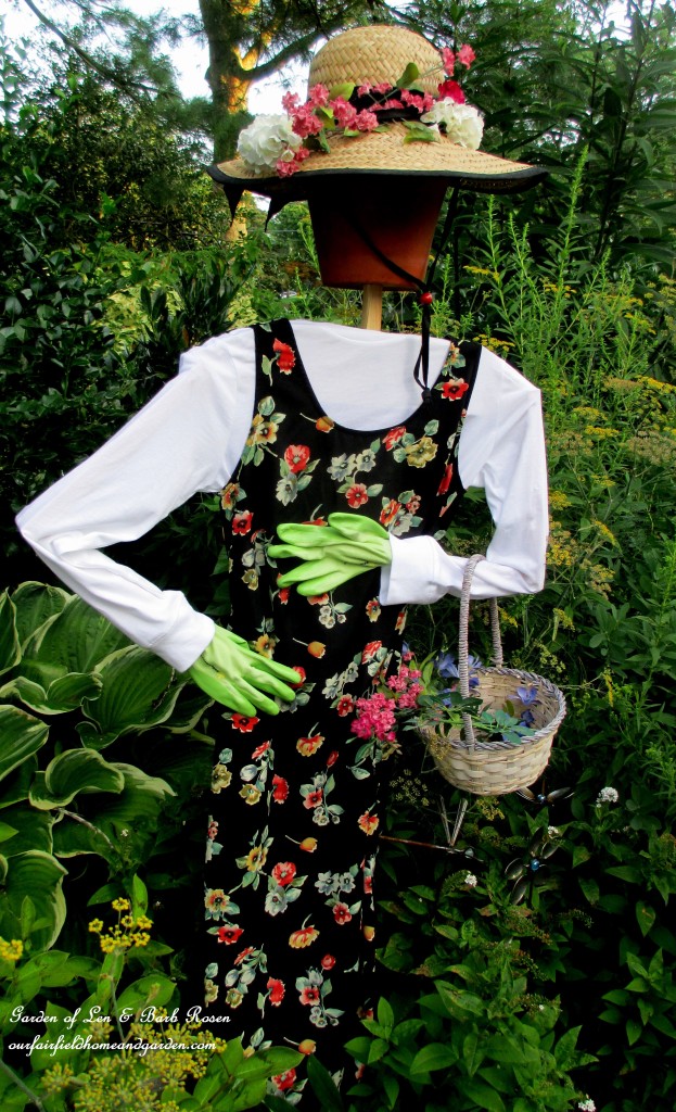 Pretty Scarecrow https://ourfairfieldhomeandgarden.com/diy-project-wood-scrap-scarecrow-my-garden-maiden/