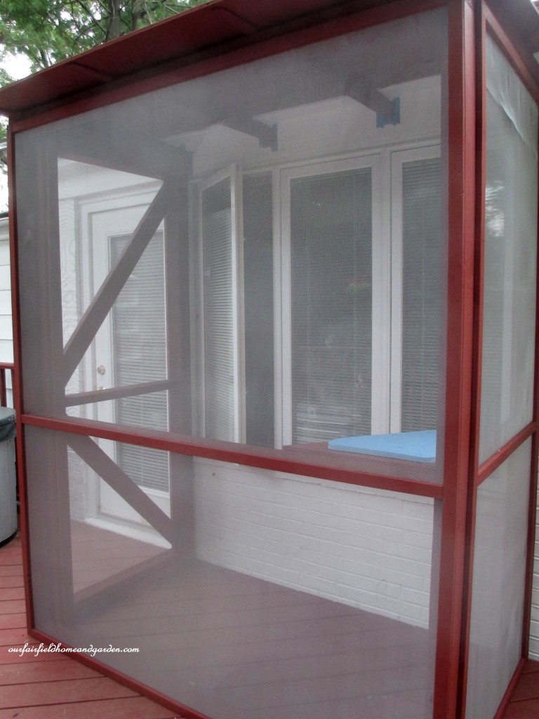 Catio https://ourfairfieldhomeandgarden.com/build-a-catio-a-tiny-screen-house-for-kitty-cats/