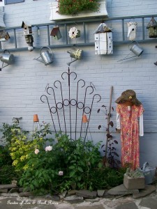 Garden Lady Scarecrow https://ourfairfieldhomeandgarden.com/a-trip-down-memory-lane-my-former-garden/