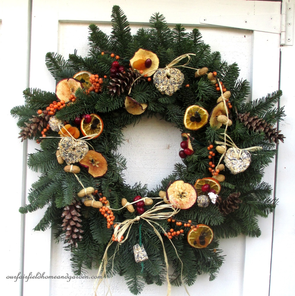 Natural Holiday Bird Wreath https://ourfairfieldhomeandgarden.com/natural-holiday-bird-wreath/