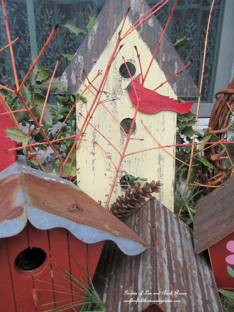 Red Birdhouses for Valentine's Day! https://ourfairfieldhomeandgarden.com/valentines-day-windowboxes/