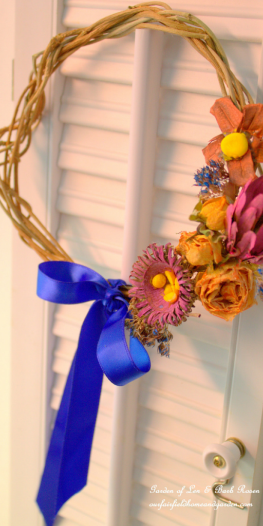 Spring Wreath https://ourfairfieldhomeandgarden.com/diy-spring-wreaths/