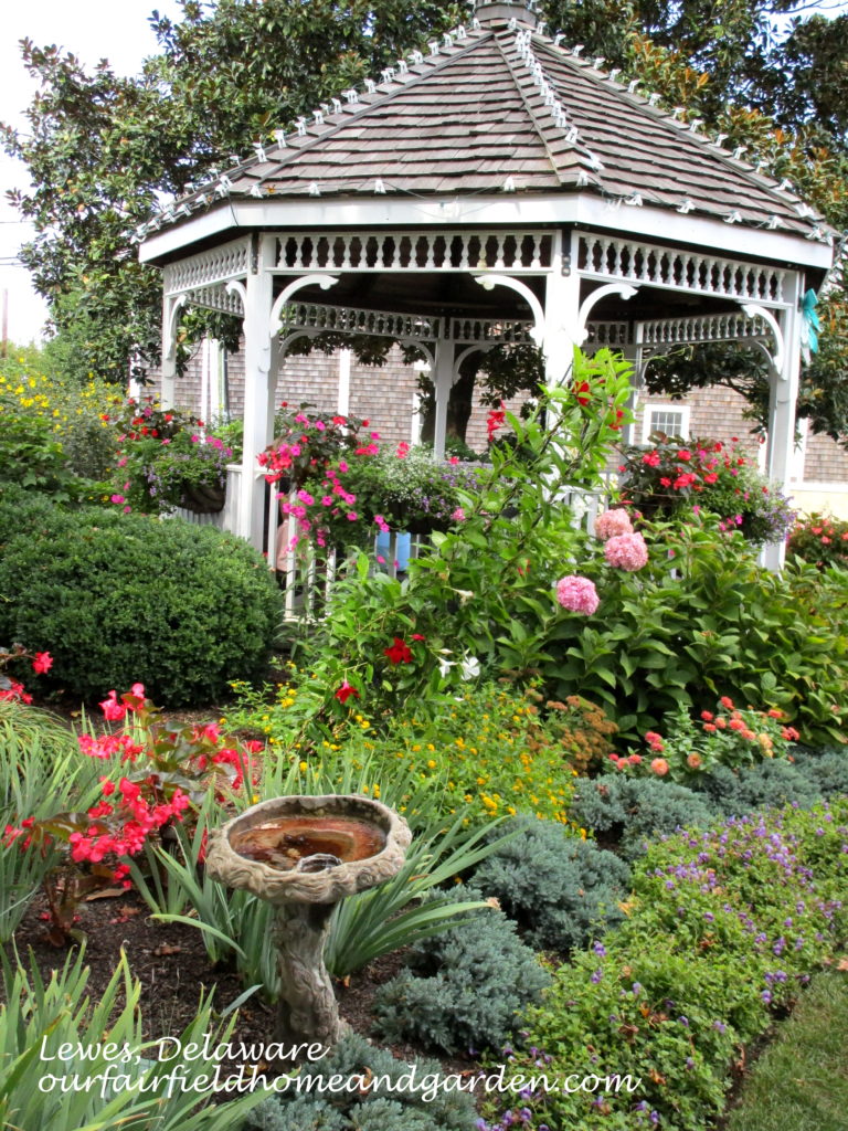 Lewes Beach, DE https://ourfairfieldhomeandgarden.com/field-trip-lewes-beach-get-a-way/